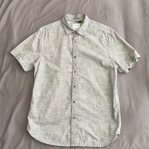 Denim Flower medium short sleeve shirt.